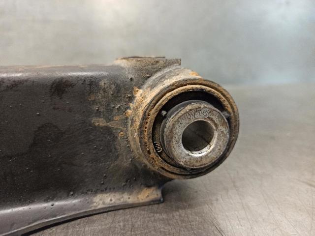 A2023500206 Brazo inferior trasero izquierdo/derecho  comprar en Zaragoza
