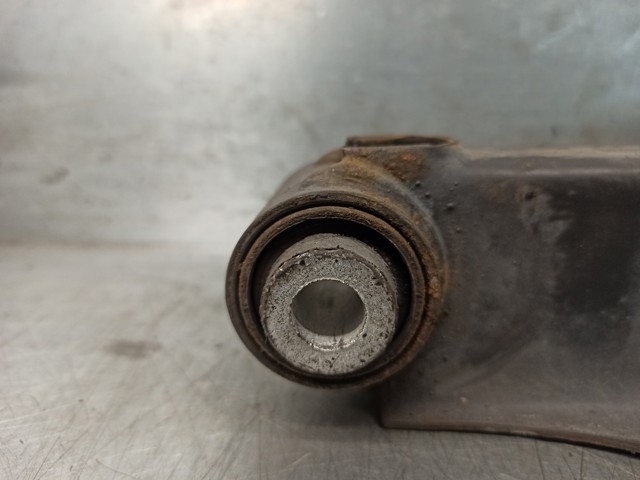 A2023500206 Brazo inferior trasero izquierdo/derecho comprar Sevilla