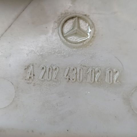 A2024300202 MERCEDES Depósito del líquido de frenos del cilindro maestro  comprar en Lleida