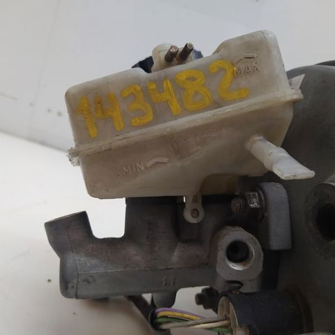 A2024300202 MERCEDES Depósito de líquido de frenos  en stock Huelva