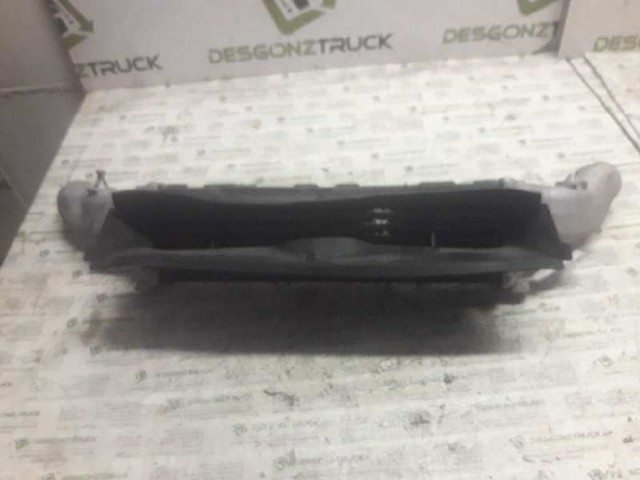 MERCEDES A2025001000 Intercooler  disponible Lugo