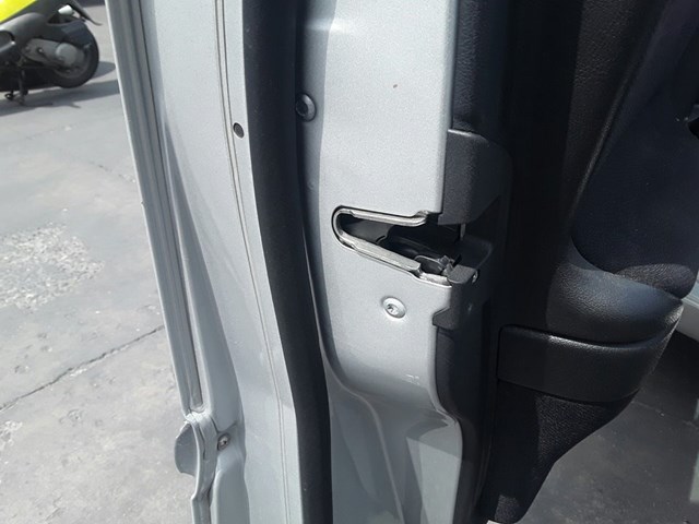 Cerradura puerta delantera izquierda para mercedes-benz clase c c 180 (202.018) 111921 A2027200935