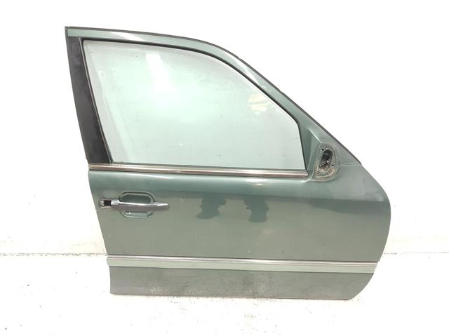 Puerta delantera derecha A2027201605 Mercedes