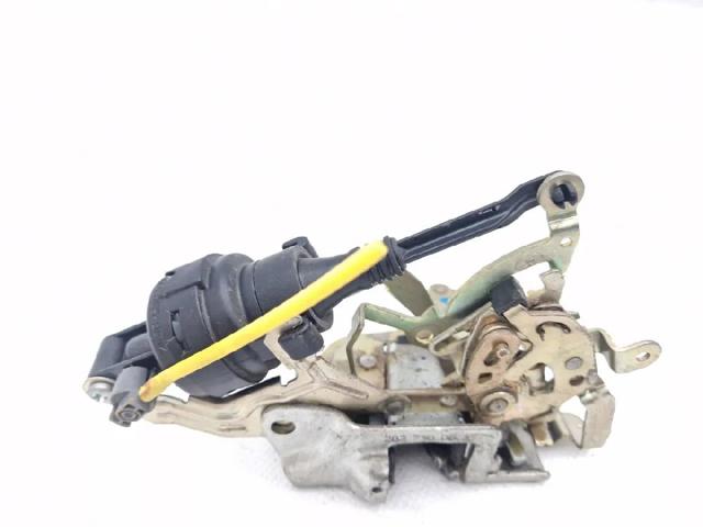 A2027300635 MERCEDES Cerradura de la puerta trasera derecha comprar Alcalá