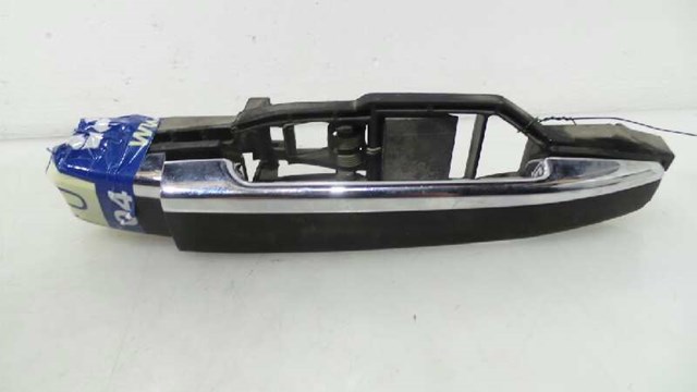 Tirador de puerta exterior delantero derecha A2027601070 Mercedes