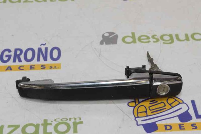 Tirador de puerta exterior delantero derecha A2027601070 Mercedes