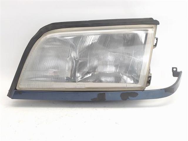 MERCEDES A2028201761 Faro izquierdo  en stock Terrassa