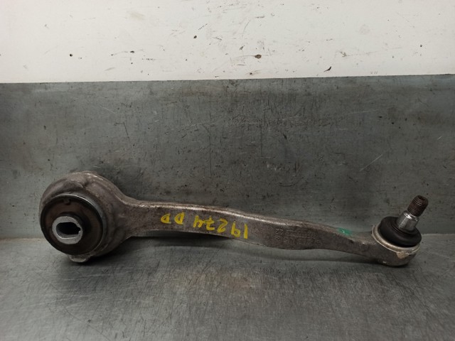 Brazo superior derecho de la suspensión delantera A2033303611 MERCEDES