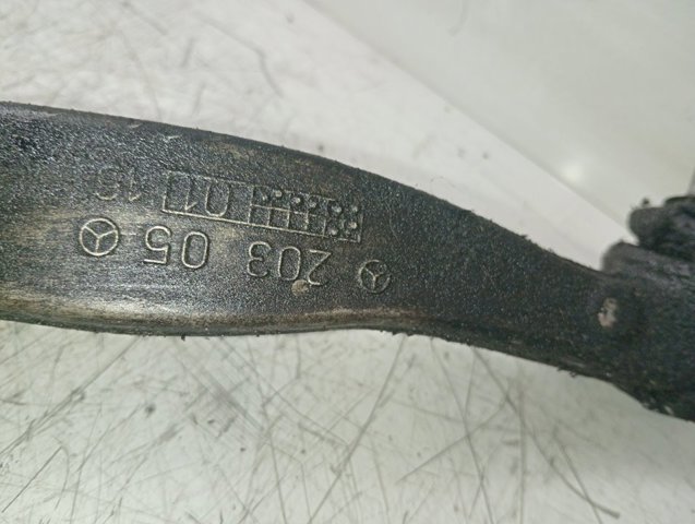 A2033331014 MERCEDES Buje del brazo de suspensión delantero superior  comprar en Oviedo
