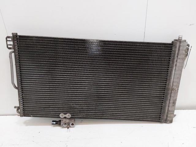 MERCEDES A2035000054 Condensador aire acondicionado  en stock Terrassa