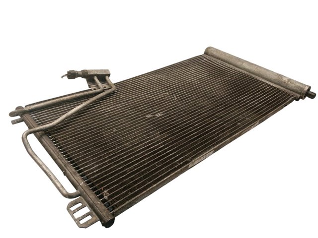 A2035000054 MERCEDES Condensador aire acondicionado  en stock Huelva