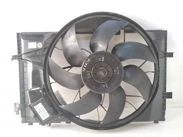 A2035000193KZ Difusor del radiador de refrigeración con motor y hélice  comprar en Reus