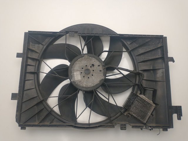 MERCEDES A2035000193KZ Difusor del radiador de refrigeración con motor y hélice  comprar en Murcia