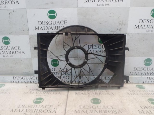 A2035000293 MERCEDES Difusor del radiador de refrigeración con motor y hélice  disponible Ourense