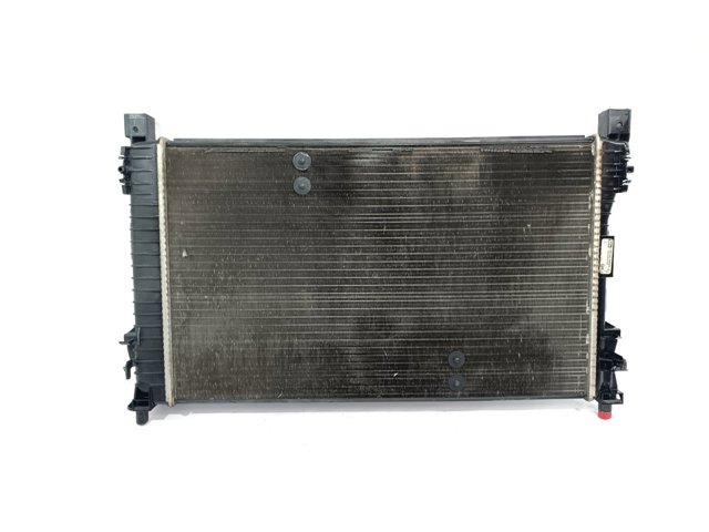 Radiador del motor A2035000303 MERCEDES