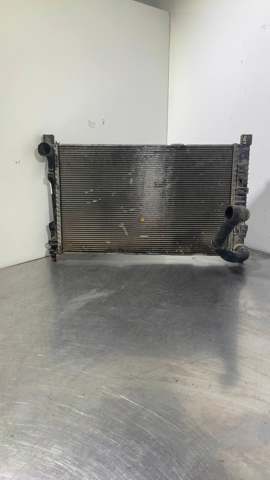 Radiador del motor A2035000603 MERCEDES