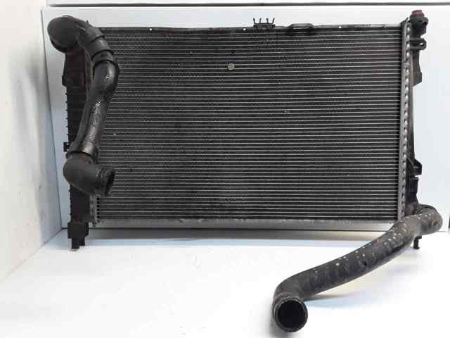 A2035000603 Radiador de refrigeración del motor  comprar en Zaragoza