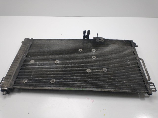 MERCEDES A2035000654 Condensador de aire acondicionado  comprar en Murcia