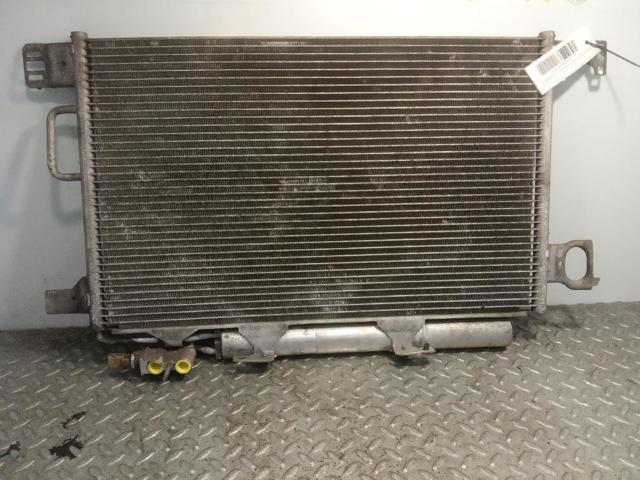 Condensador de aire acondicionado A2035000854 MERCEDES