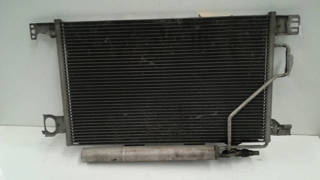 A2035000854 Condensador de aire acondicionado  disponible Burgos