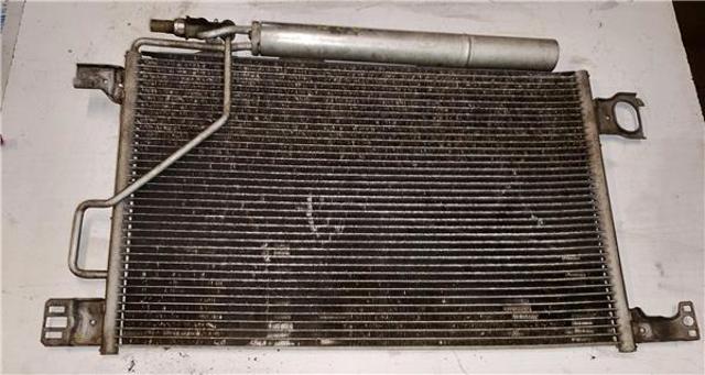 A2035000854 Condensador aire acondicionado  en stock Sabadell