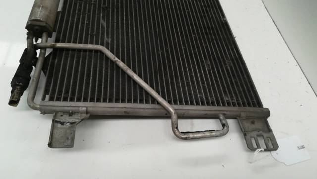 MERCEDES A2035000854 Condensador aire acondicionado  en stock Salamanca
