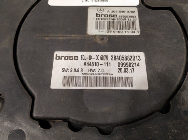 A2035001693 Ventilador de radiador  en stock Granada