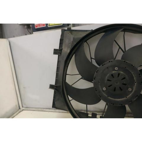 MERCEDES A2035001693 Difusor del radiador de refrigeración con motor y hélice  comprar en Albacete