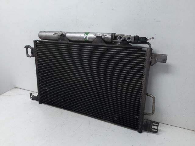 A2035002154 Condensador de aire acondicionado  disponible Burgos