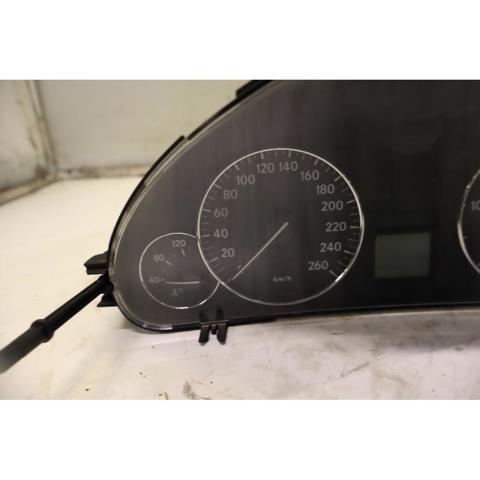 MERCEDES A2035404947 Tablero de instrumentos  comprar en Ponferrada