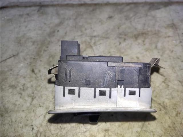 MERCEDES A2035450604 Interruptor de luces en el tablero comprar Barcelona