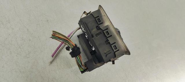 A2035450604 Interruptor de luces en el tablero  disponible Málaga