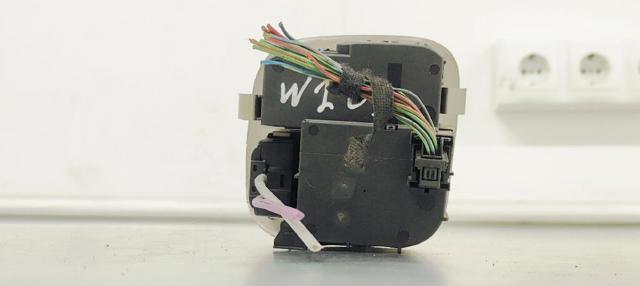 A2035450604 MERCEDES Interruptor de luces en el tablero  en stock Huelva