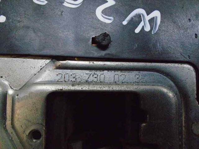Cerradura puerta trasera derecha para mercedes-benz clase c c 240 (203.061) m112.912 A2037300235