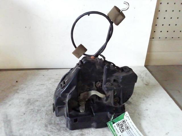 MERCEDES A2037300235 Cerradura de la puerta trasera derecha  disponible Lugo
