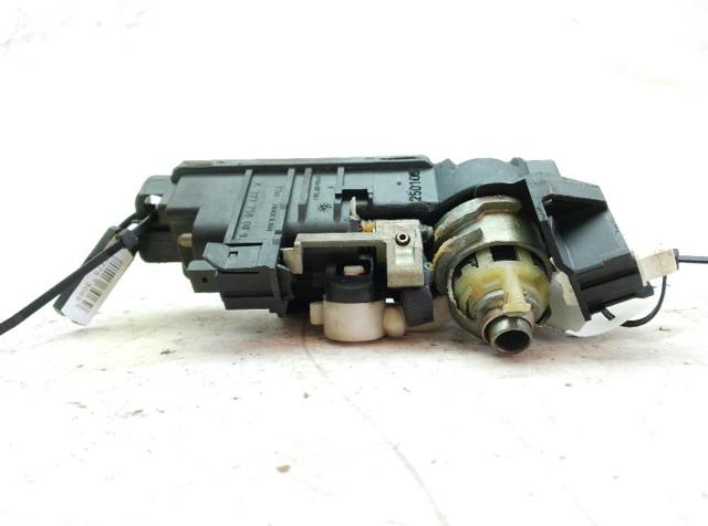 A2037500093 Manija exterior de tapa de maletero  comprar en Reus