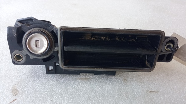 A2037500693 MERCEDES Tirador de puerta de maletero exterior  en stock Córdoba