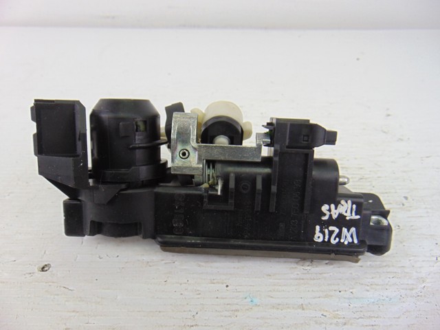 MERCEDES A2037500693 Cerradura de maletero  en stock Valencia