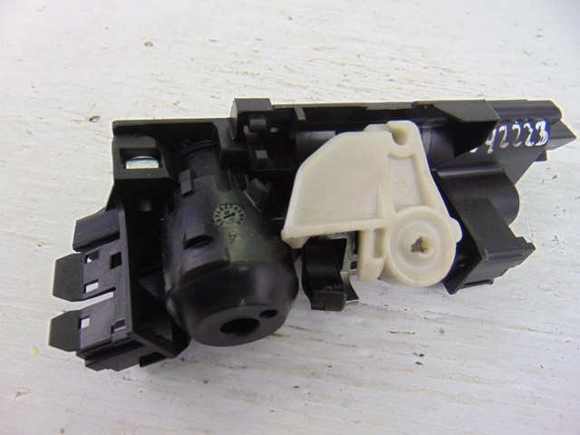 MERCEDES A2037500693 Cerradura de tapa de maletero  comprar en Albacete