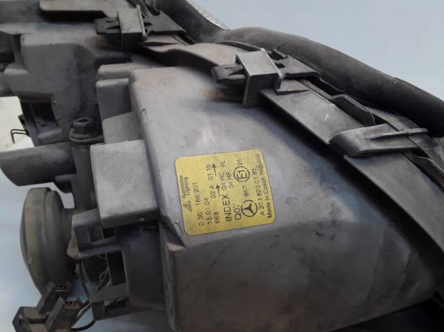 A2038200161 Faro izquierdo  en stock Castellón