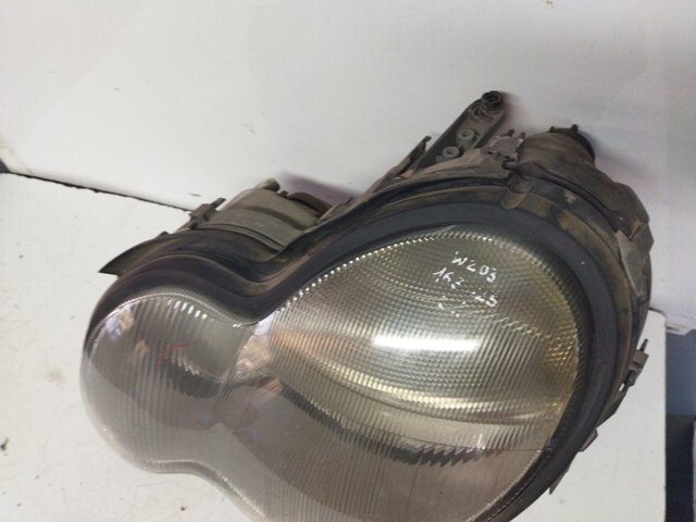 MERCEDES A2038200161 Faro izquierdo  en stock Terrassa