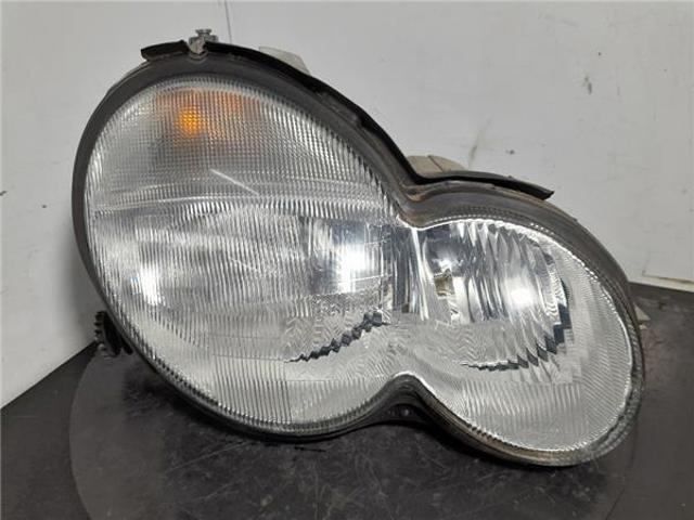 Faro derecho A2038200461 Mercedes