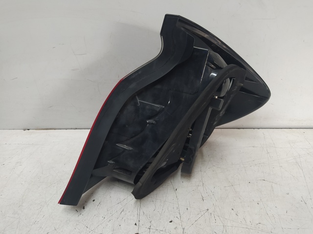 MERCEDES A2038200564 Piloto trasero izquierdo  disponible Valladolid