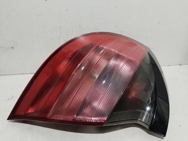 A2038200564 Piloto trasero izquierdo  comprar en Zaragoza