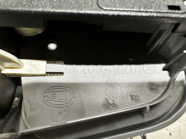 A2038201001 Luz de techo interior (cabina)  comprar en Zaragoza