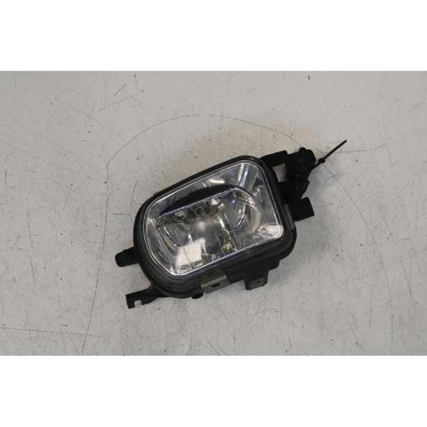 Luz antiniebla derecha A2038201856 MERCEDES
