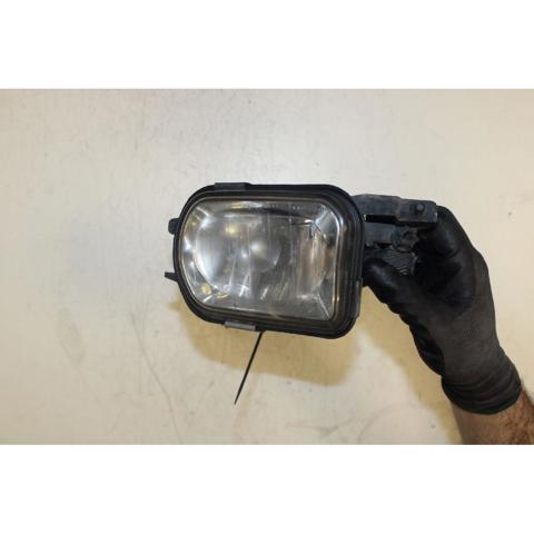 Luz antiniebla derecha A2038201856 MERCEDES