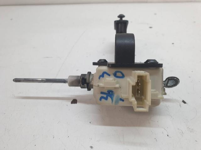 A2038201997 MERCEDES Cerradura de la tapa del depósito de combustible  en stock Huelva