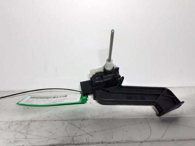 A2038201997 Cerradura de la tapa del depósito de combustible comprar Girona