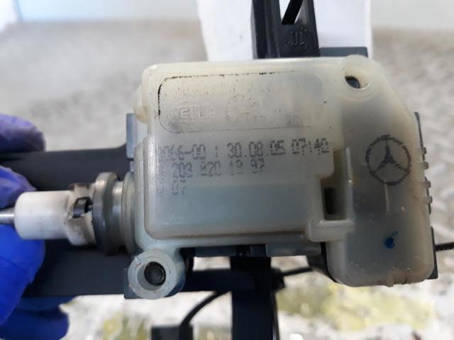 A2038201997 MERCEDES Cerradura de la tapa del depósito de combustible  comprar en Jaén